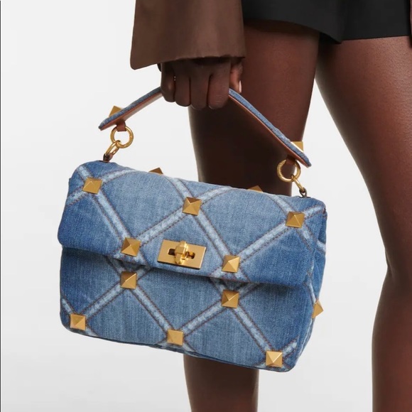 *SOLD* VALENTINO GARAVANI
RARE and LIMITED EDITION Roman Stud denim shoulder bag - Picture 2 of 5